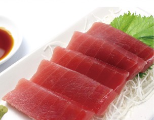 完成したまぐろの刺身